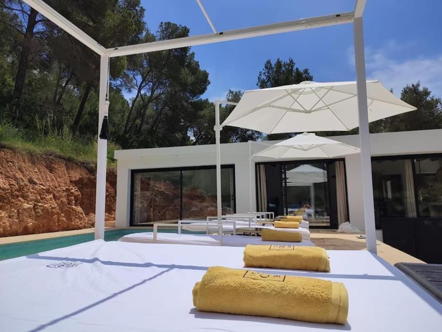 Villa Venus Sant Jordi de ses Salines Exterior photo